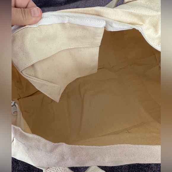 LULAROE Duffle bag - Picture 4 of 8